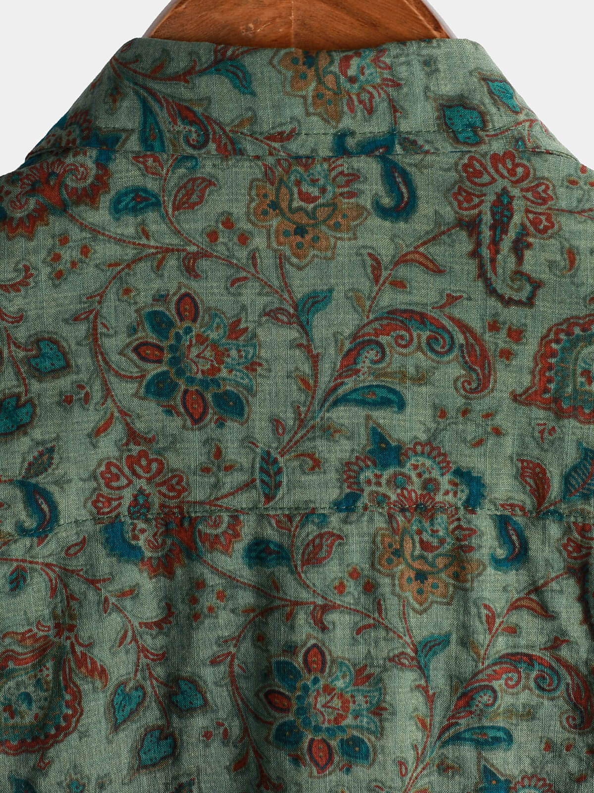 Vintage Short-Sleeved Button-Up Shirt for Men Retro 70s Paisley Pattern