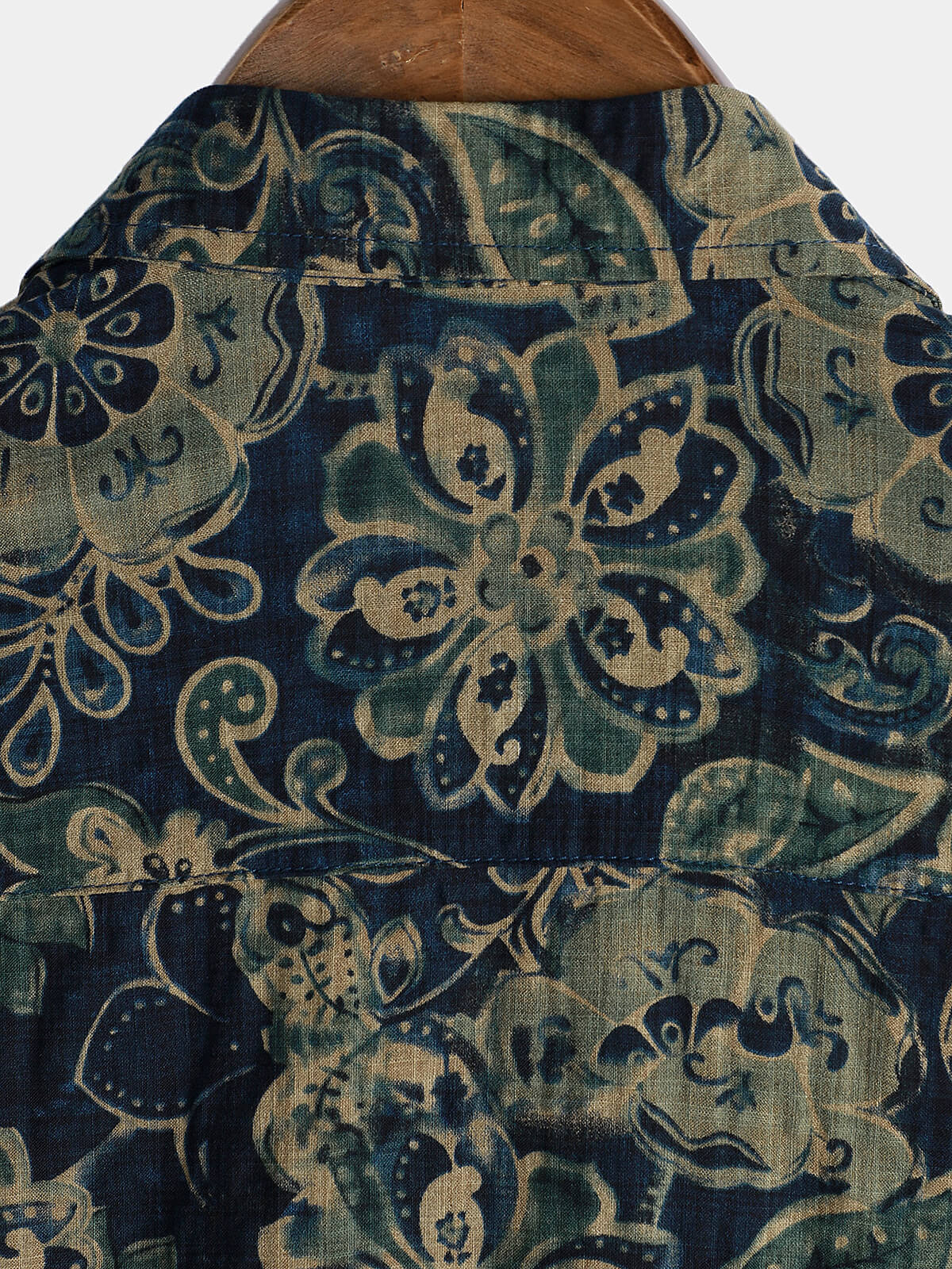 Men's Short Sleeve Green Cotton Shirt, Casual, Vintage, Floral Buttons, Holiday