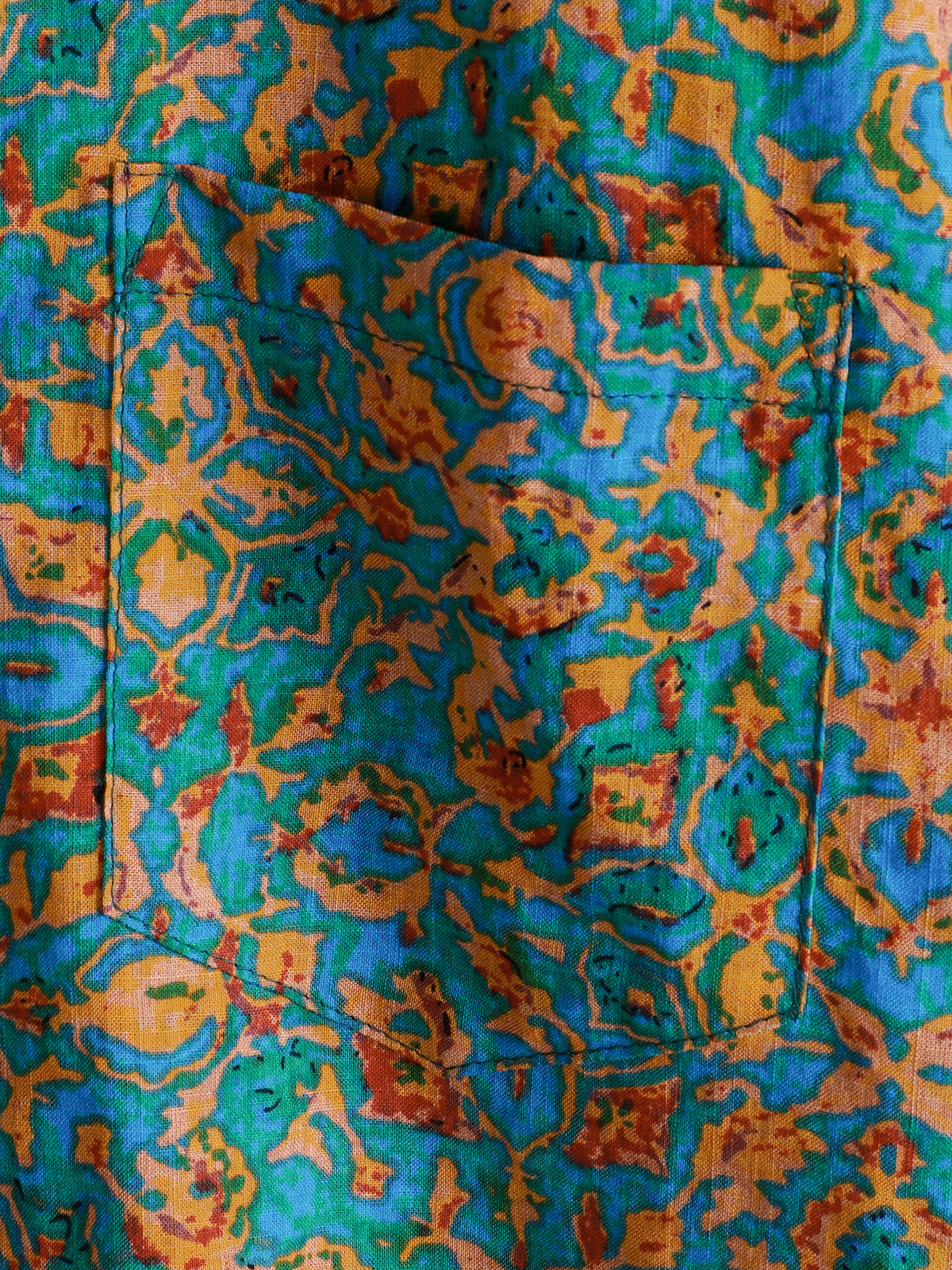 Short-Sleeved Button-Up Shirt for Men, Retro Abstract Style