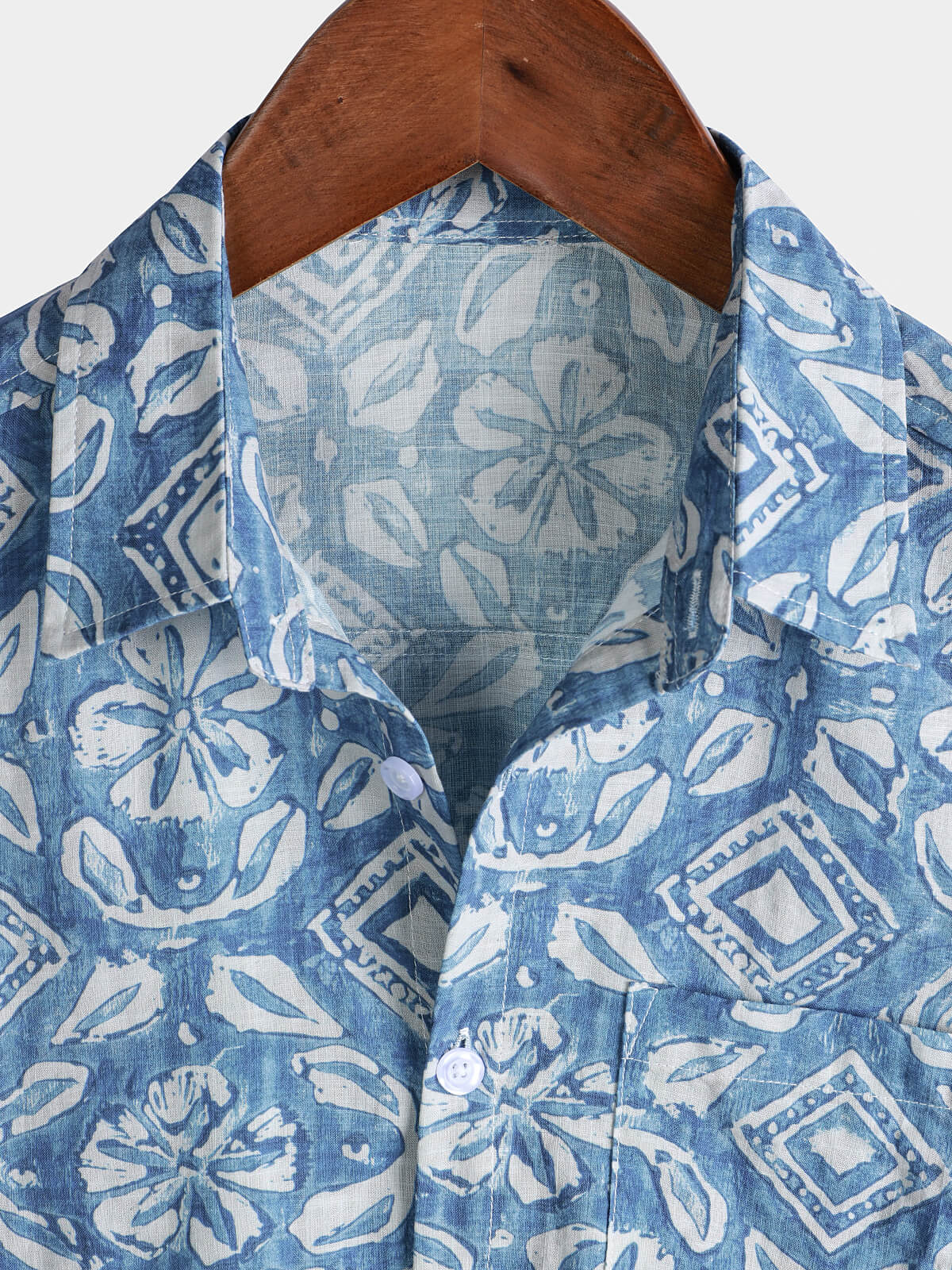 Men's Short Sleeve Summer Shirt with Blue Pockets, Floral Print, for the Beach