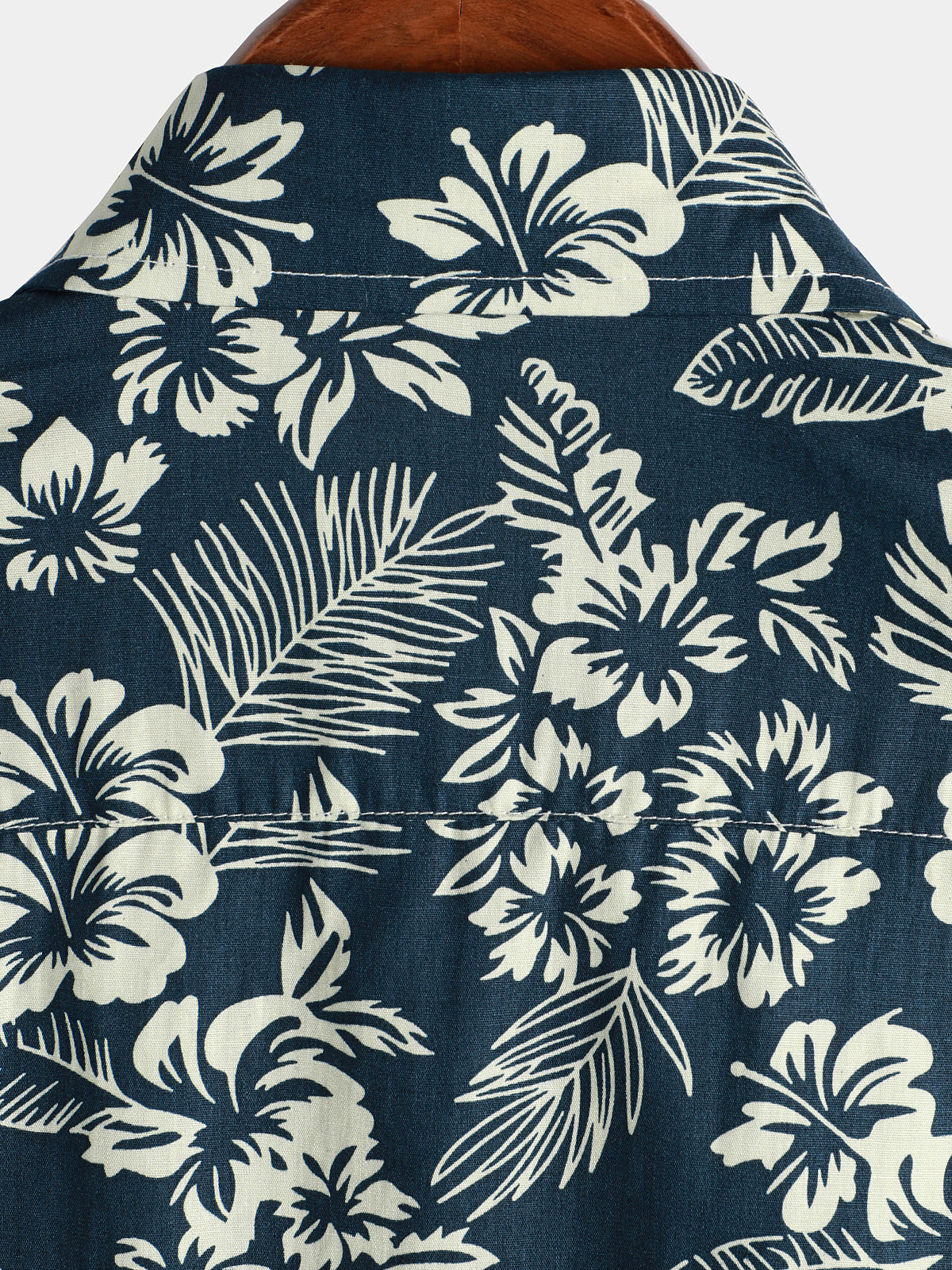 Men's Aloha Resort Short-Sleeve Button-Up Beach Shirt in Cotton with Blue Tropical Plant Leaves