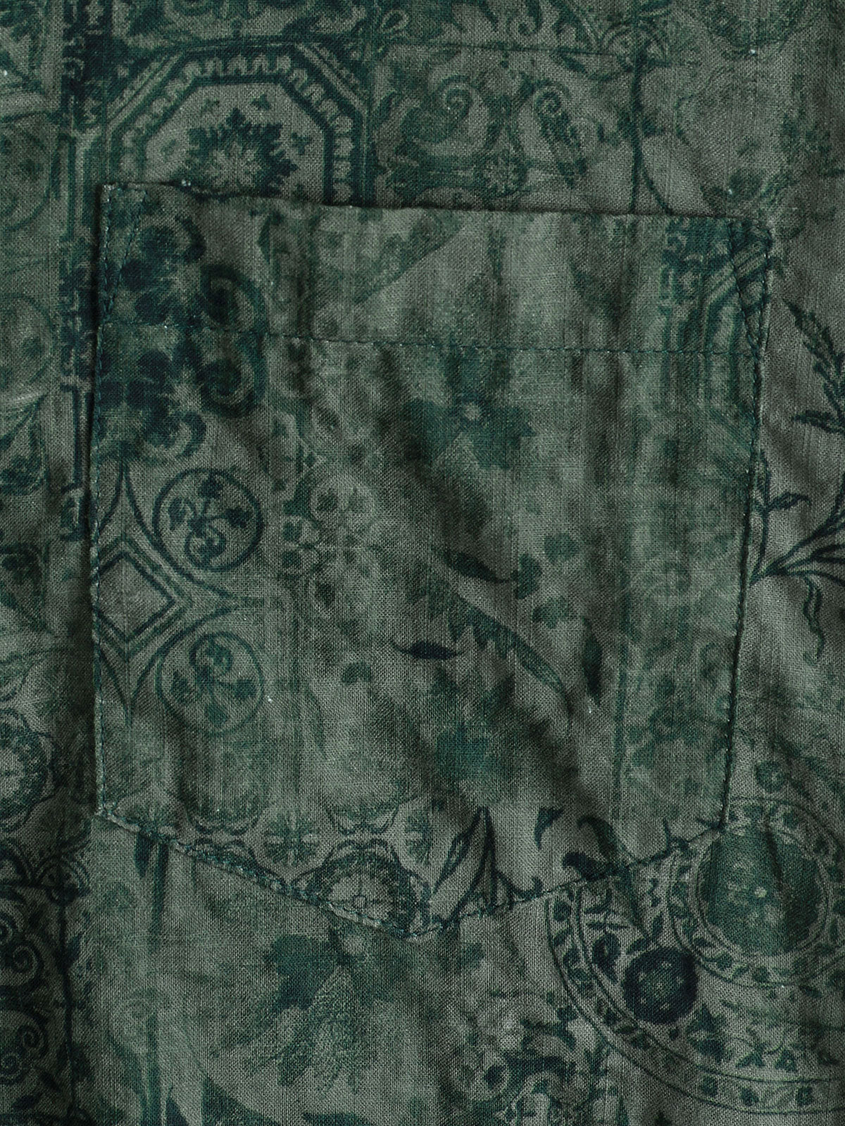 Men's Short-Sleeved Shirt with Retro Green Print Pocket