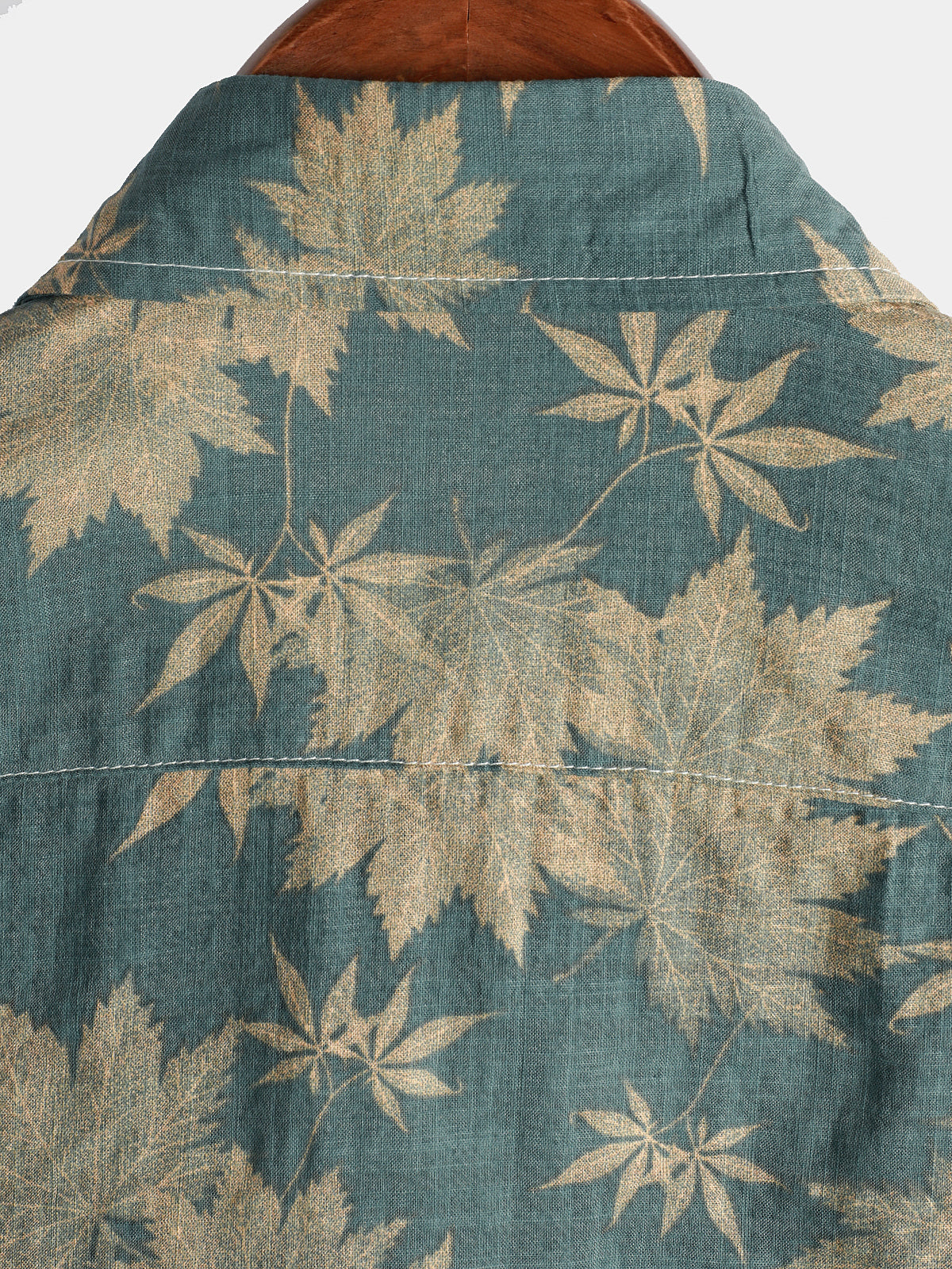 Men's Short Sleeve Summer Shirt with Pocket in Cotton and Maple Leaf
