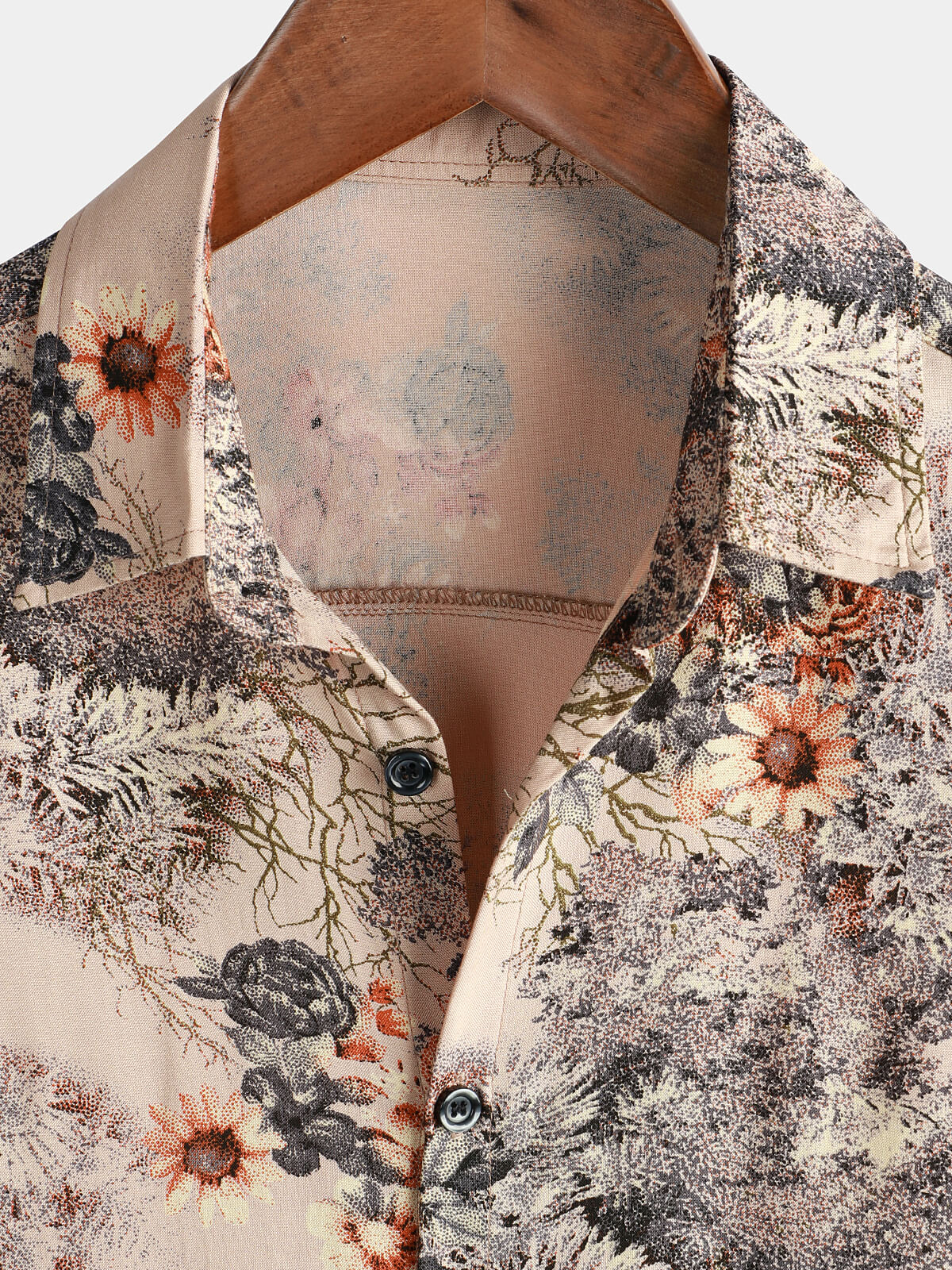 Short-Sleeved Button-Up Holiday Shirt for Men with Floral Print