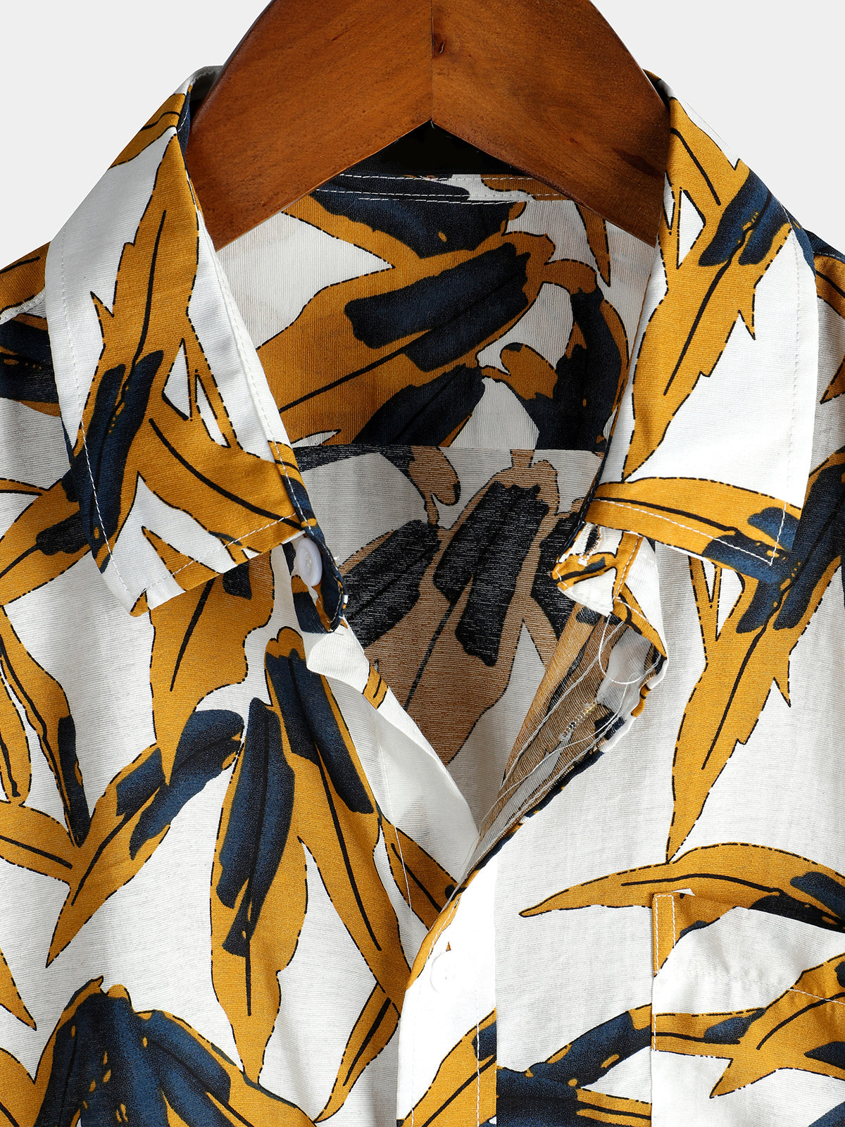 Men's pure cotton Hawaiian-style holiday print shirt