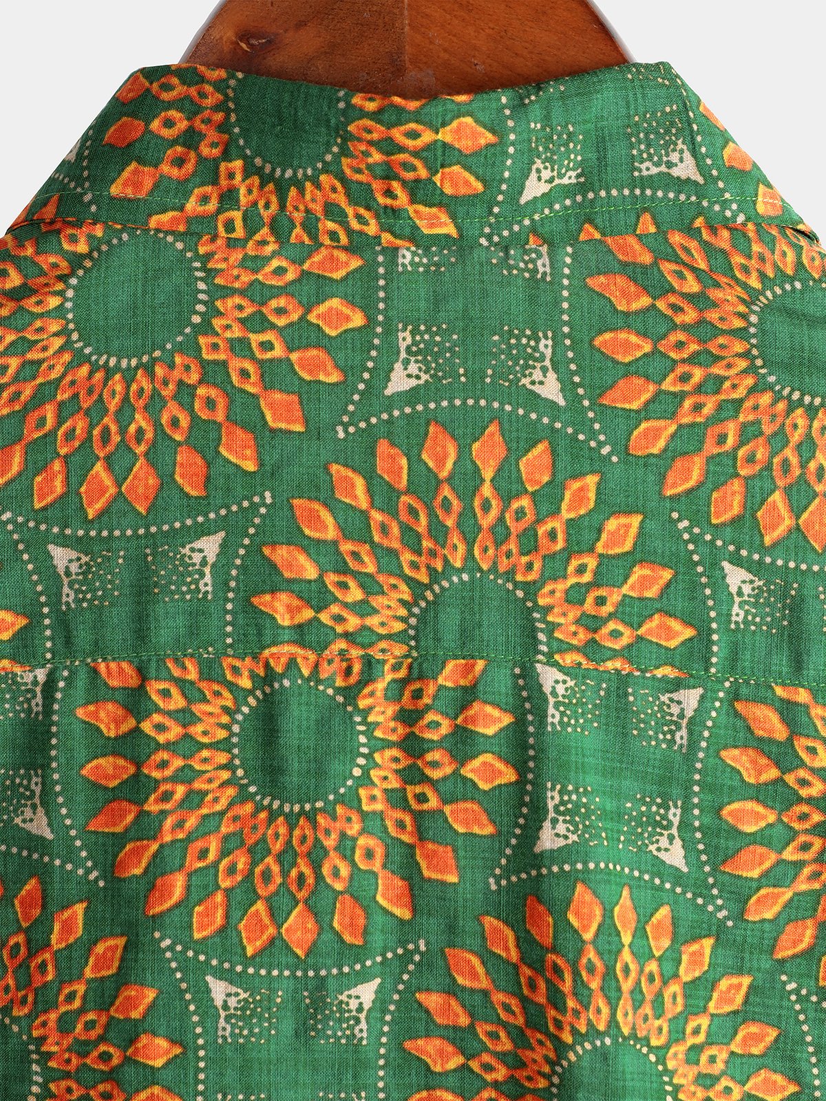 Retro Short-Sleeved Button-Up Summer Disco Vintage 70s Shirt for Men